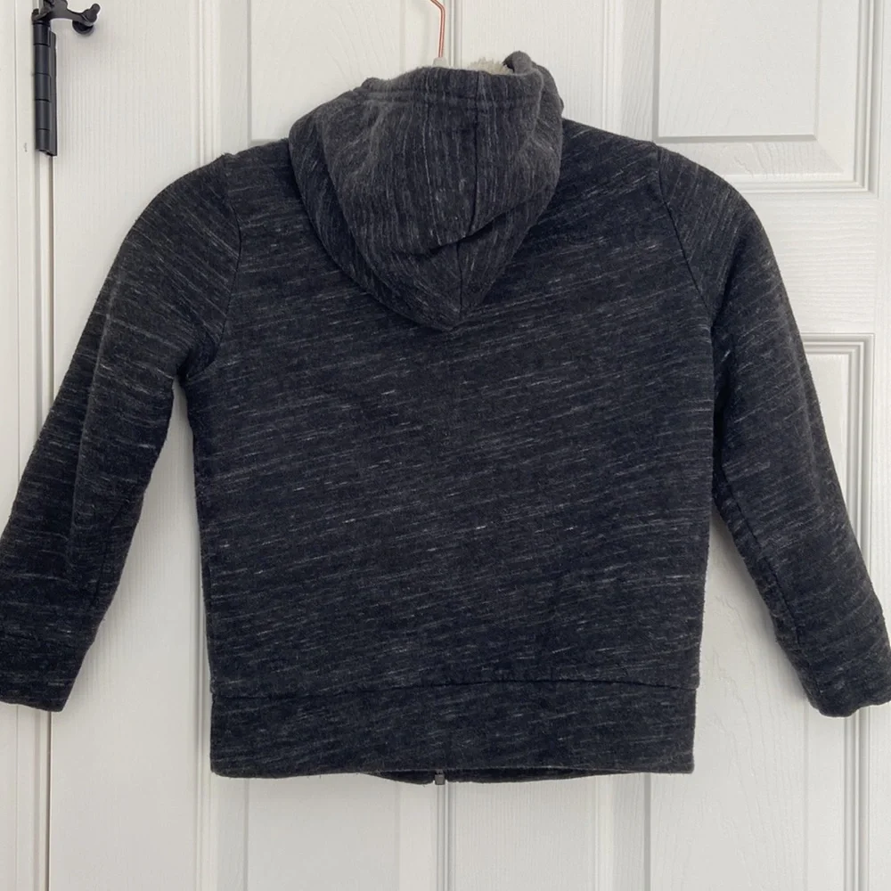 Boys Old Navy zip up jacket size small